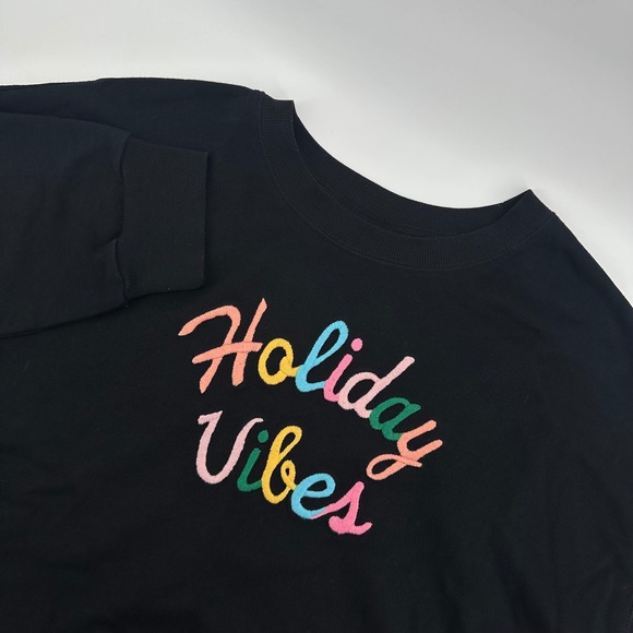 Old Navy Christmas Holiday Vibes Black Embroidered Sweatshirt Womens Medium - Picture 1 of 8